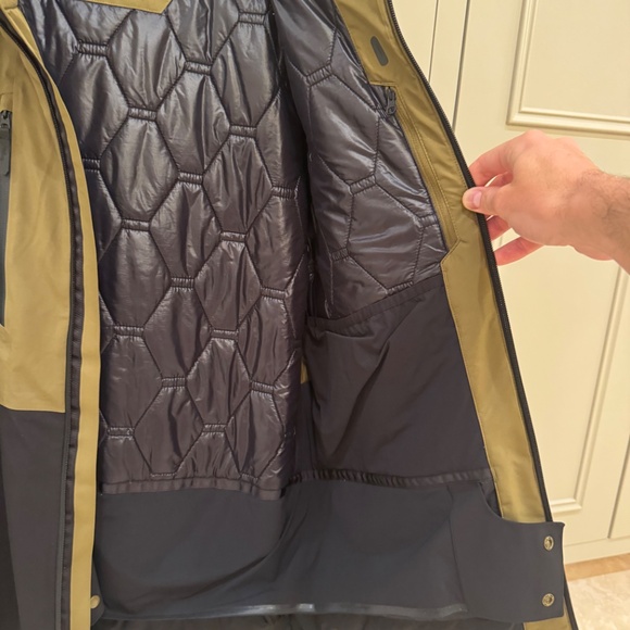 North Face Men’s Chakal Insulated Performance Jacket - Large - Picture 4 of 5